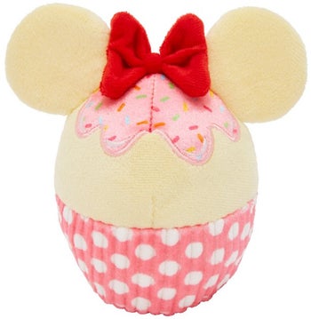 the Minnie Mouse-shaped cupcake plushie