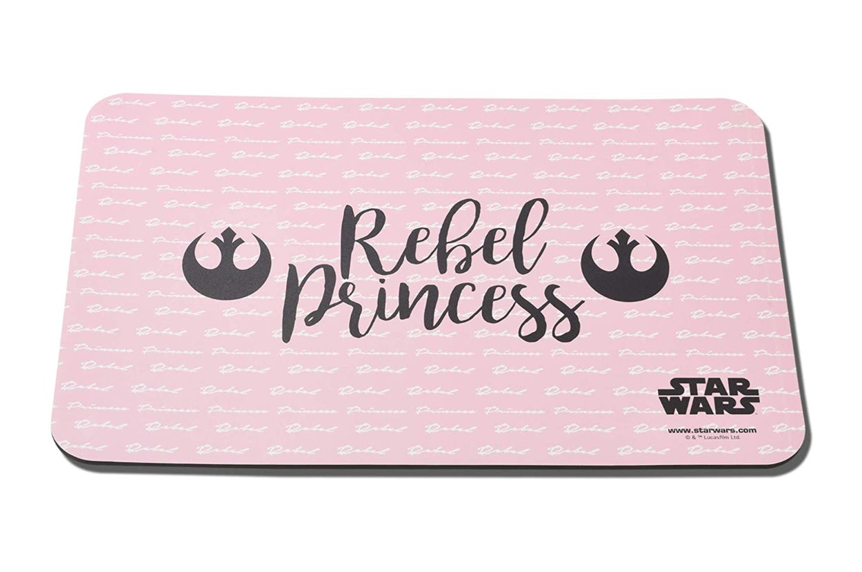 a pink placemat that says