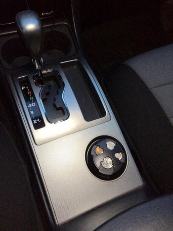 the coin organizer in another reviewer's car