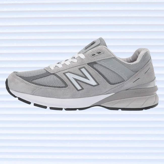 New balance shoe in grey