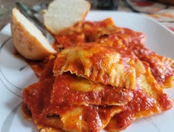 reviewers plate of ravioli and tomato sauce