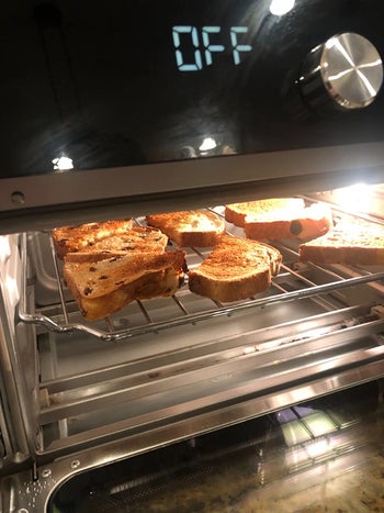 Perfectly cooked toast inside a reviewer's oven