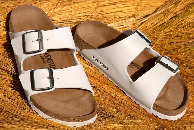 27 Comfy Travel Shoes From DSW You Need Now