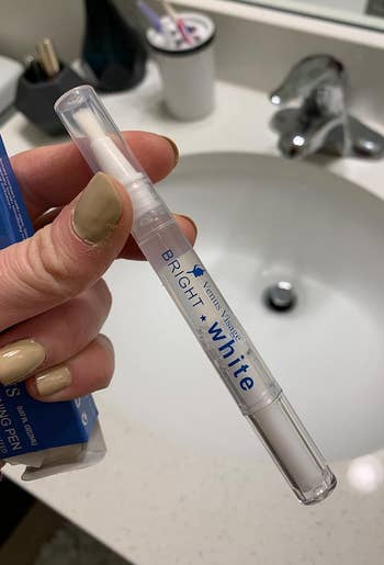 the teeth whitening pen