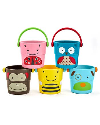 five different bath toy buckets