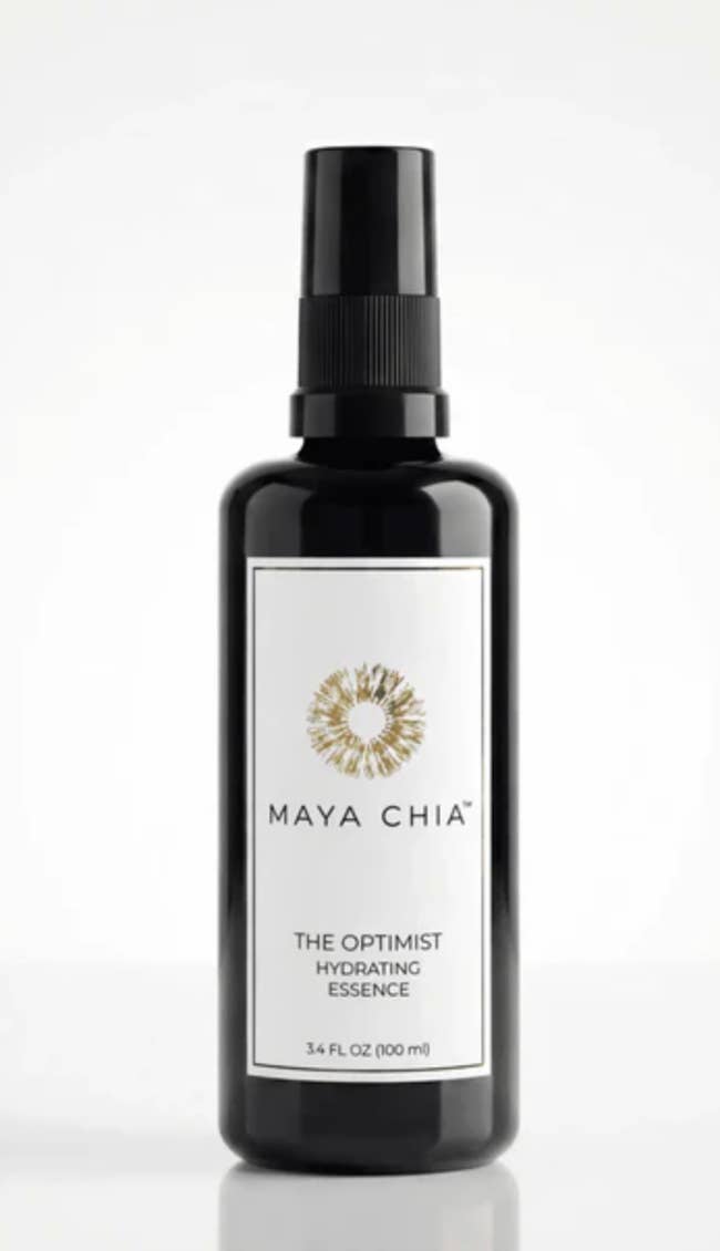 A achromatic  spray vessel  labeled 