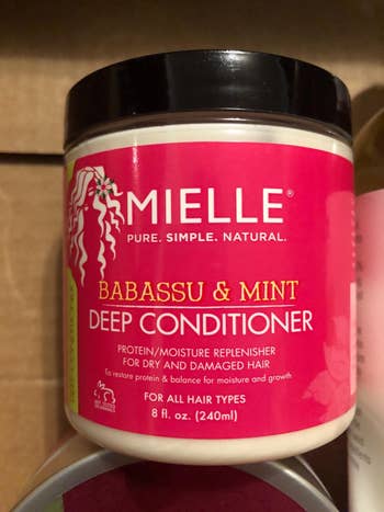 reviewer image of the tub of deep conditioner