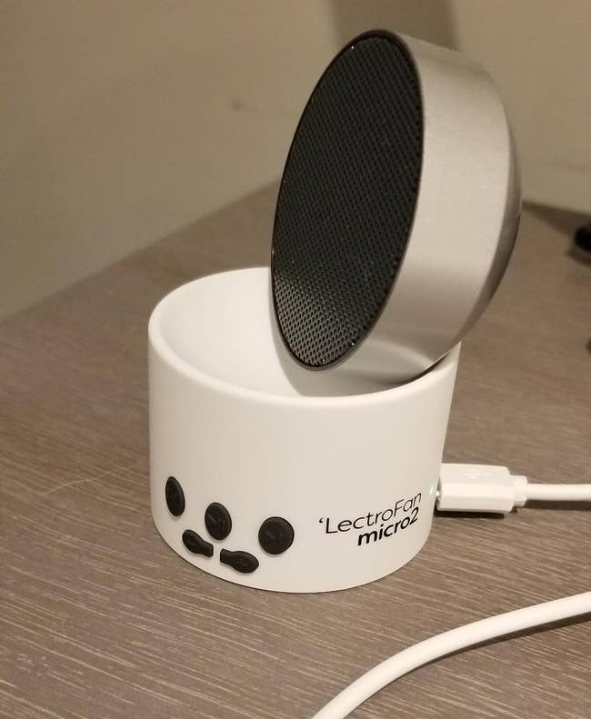 a reviewer's achromatic sound machine