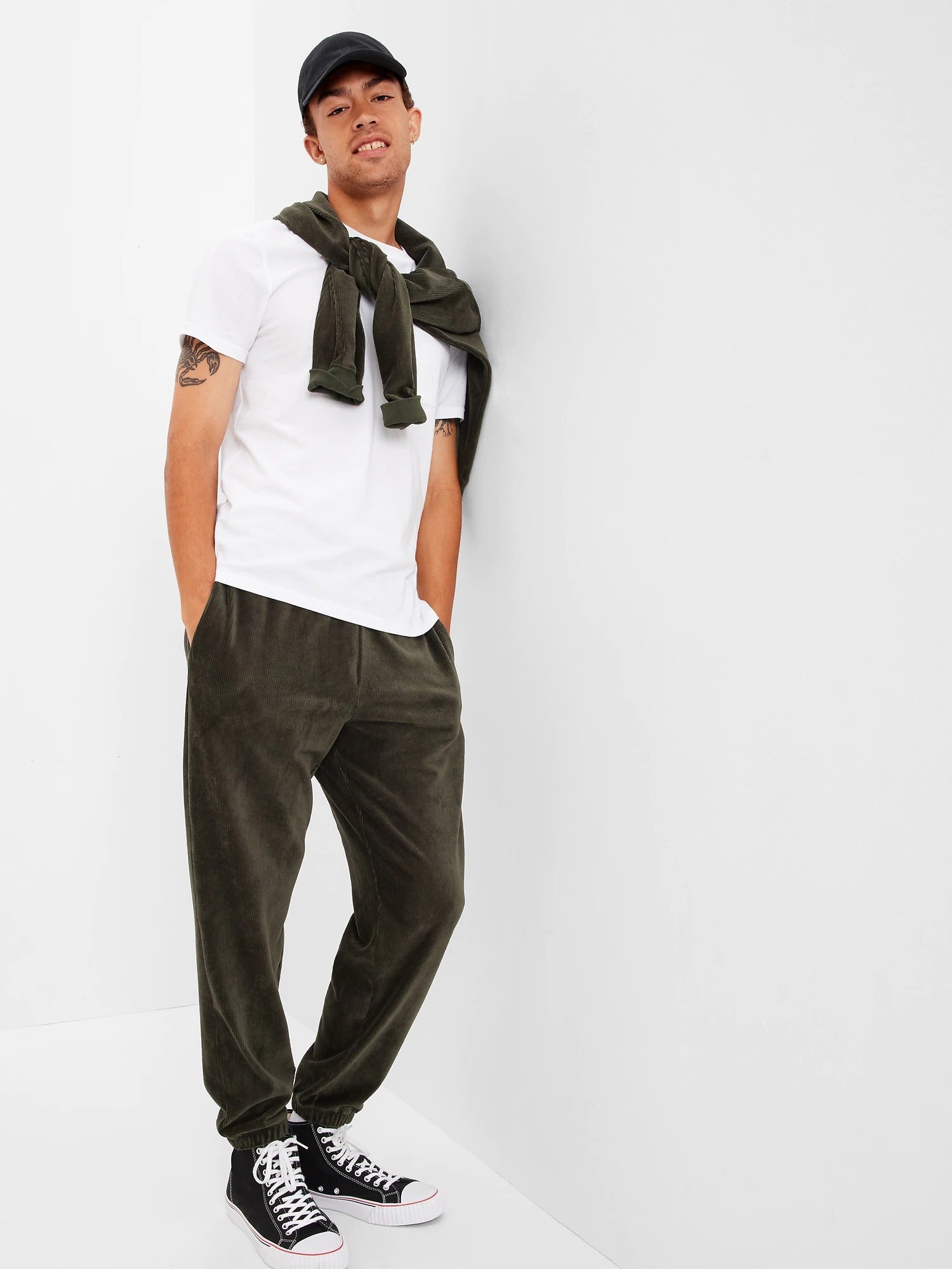 Corduroy Pull-On Mid-Rise Jogger Pants
