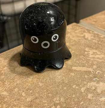 reviewer photo of the tool