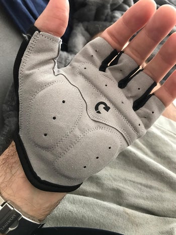 reviewer photo of palm wearing half-finger bike glove
