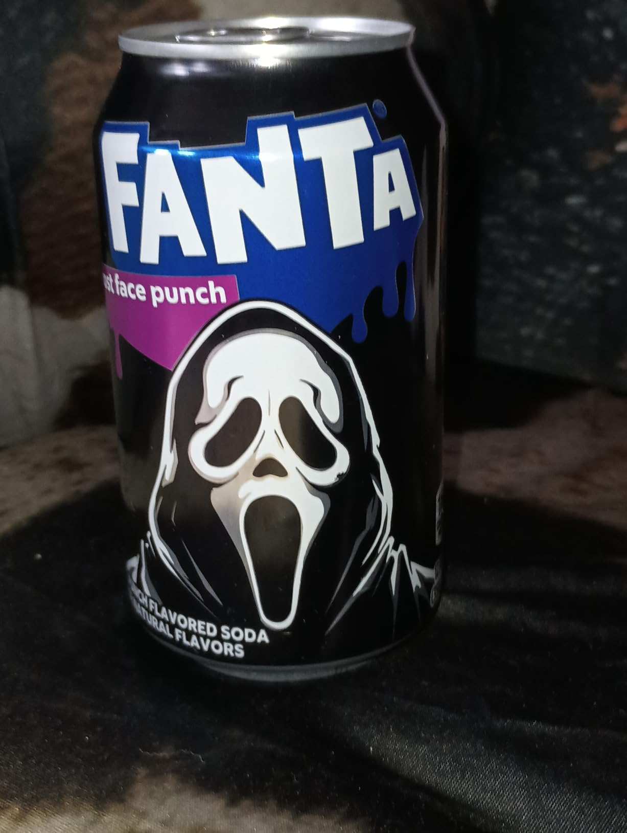 Fanta soda tin  with the Scream movie   disguise  design