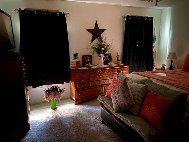 A cozy chamber with acheronian curtains that artifact retired light