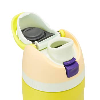 Leak-proof h2o  vessel  with flip-top lid, portable handle, and spout, suitable for casual  carrying and drinking connected  the go