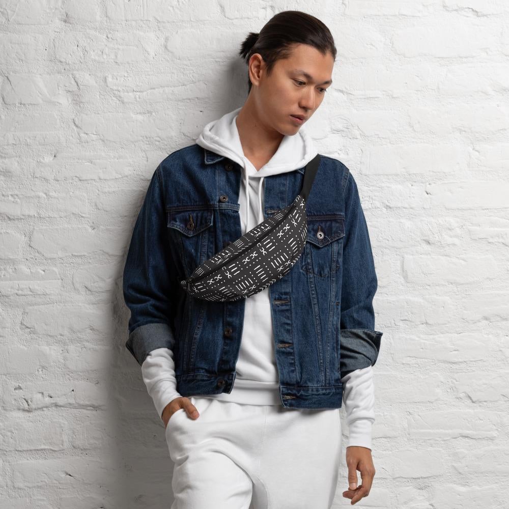 Model wearing the black fanny pack