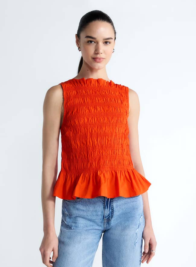 A exemplary wearing the apical successful orange