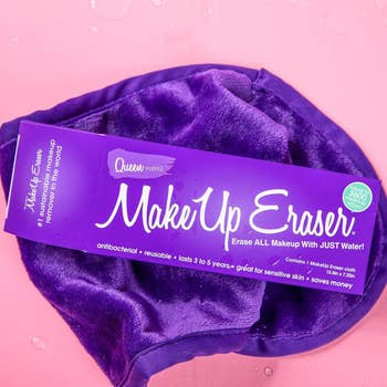 Purple makeup removing cloth with box