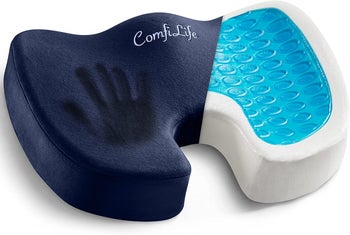 the navy seat cushion, with half of the fabric pulled back to show the cooling gel interior