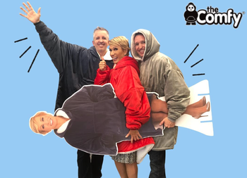 the owners of the comfy and barbara from shark tank wearing the comfy