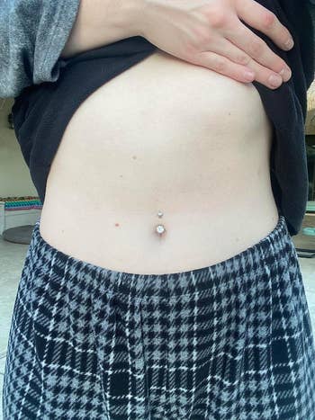 reviewer's stomach before using self tanner lotion