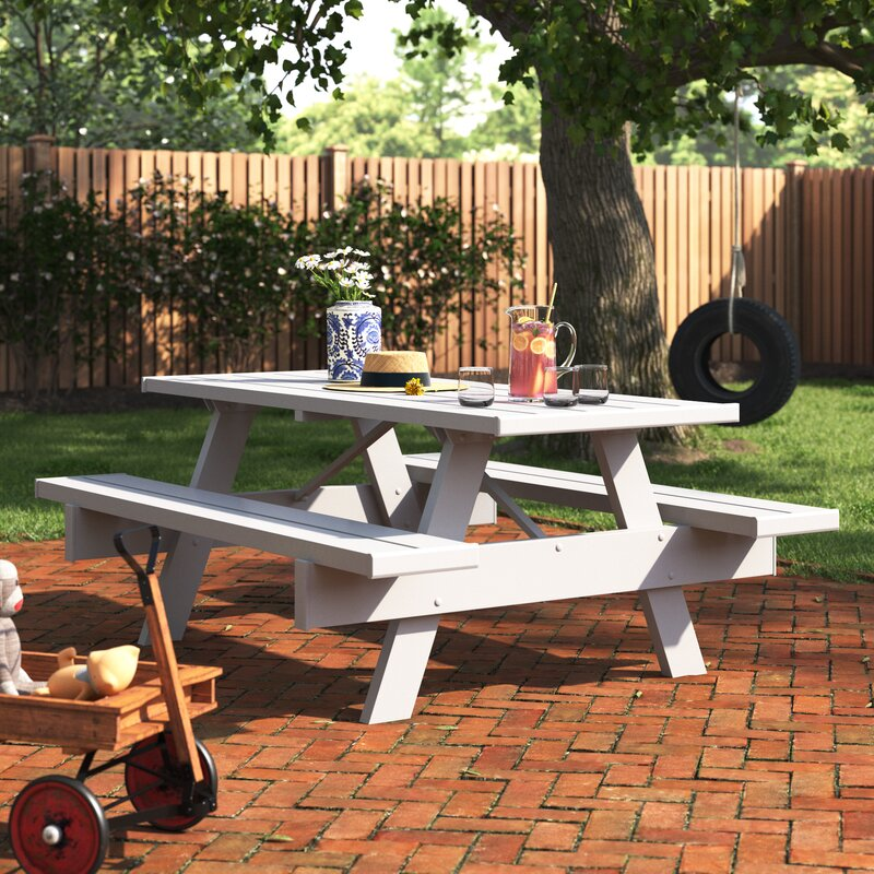 best outdoor picnic table