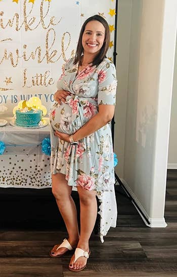 31 Best Baby Shower Dresses For Stylish Parents-To-Be 31 Best Baby Shower Dresses For Stylish Parents-To-Be