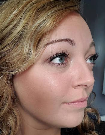 reviewer with mascara connected showing disconnected magnitude and volume