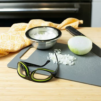 Corian PINEAPPLE Cutting Board, Tropical Decor | Board In The Kitchen