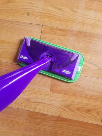 another reviewer's Swiffer Wet Jet with the reusable mop pad on it
