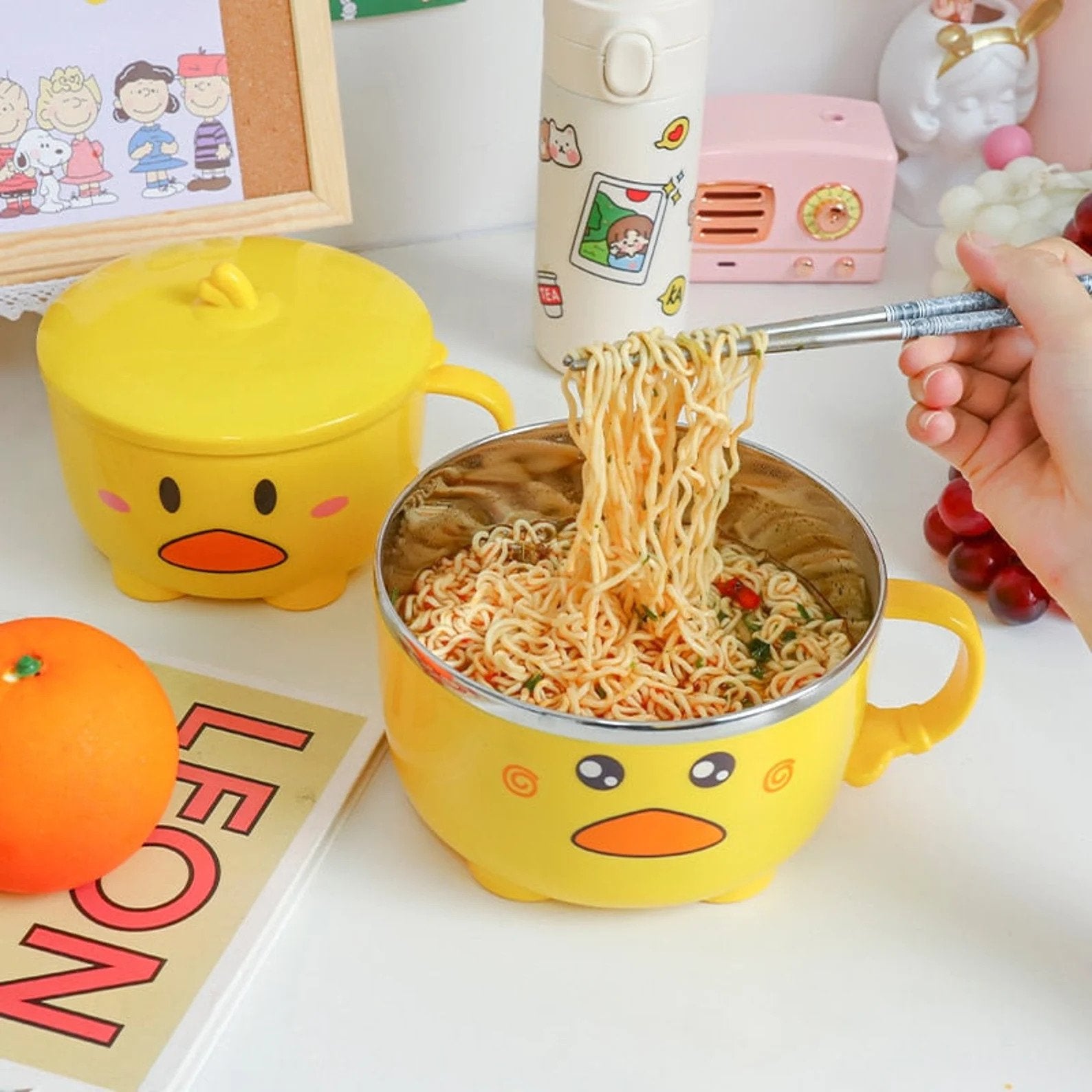 Cute Microwavable Ceramic Noodle 2 Bowls Set with Handle and Smiling Bowl Lid Redheart