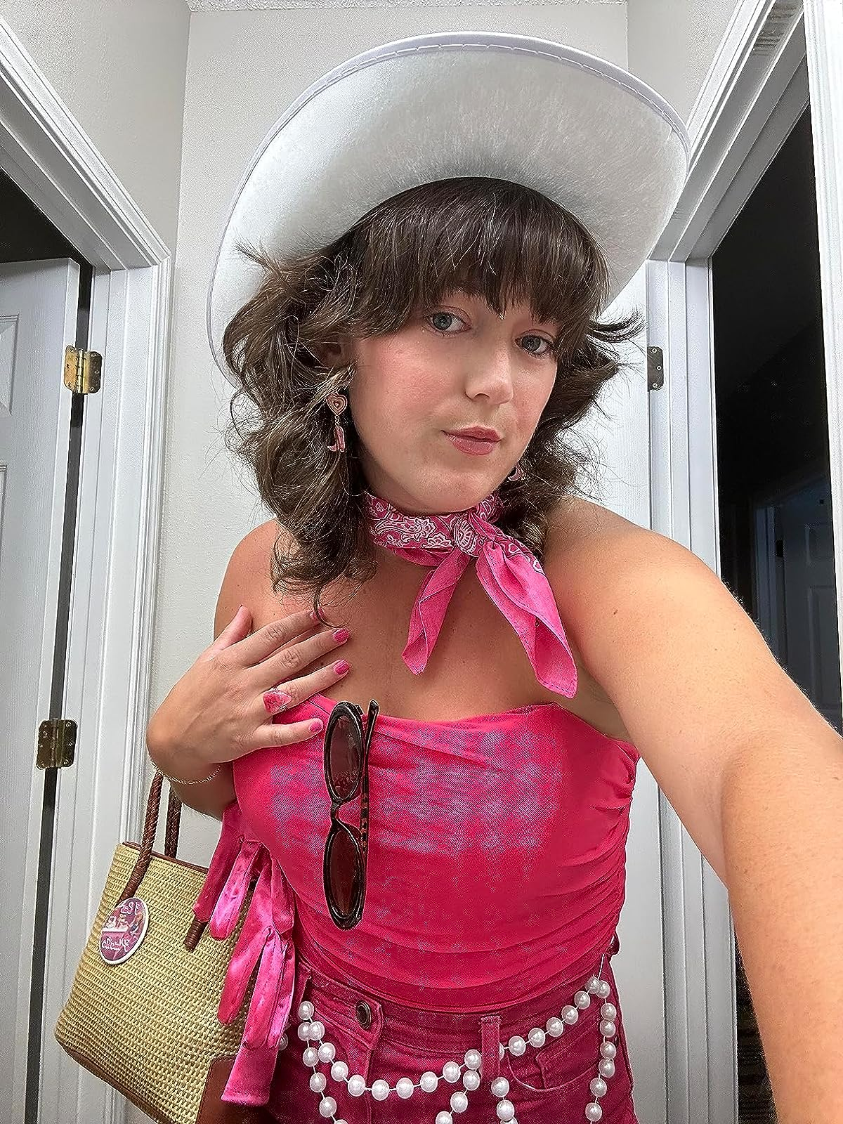 a reviewer in hot pink