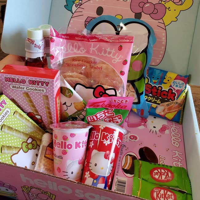 41 Unbelievably Adorable Hello Kitty Products