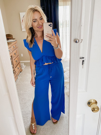 reviewer in royal blue version