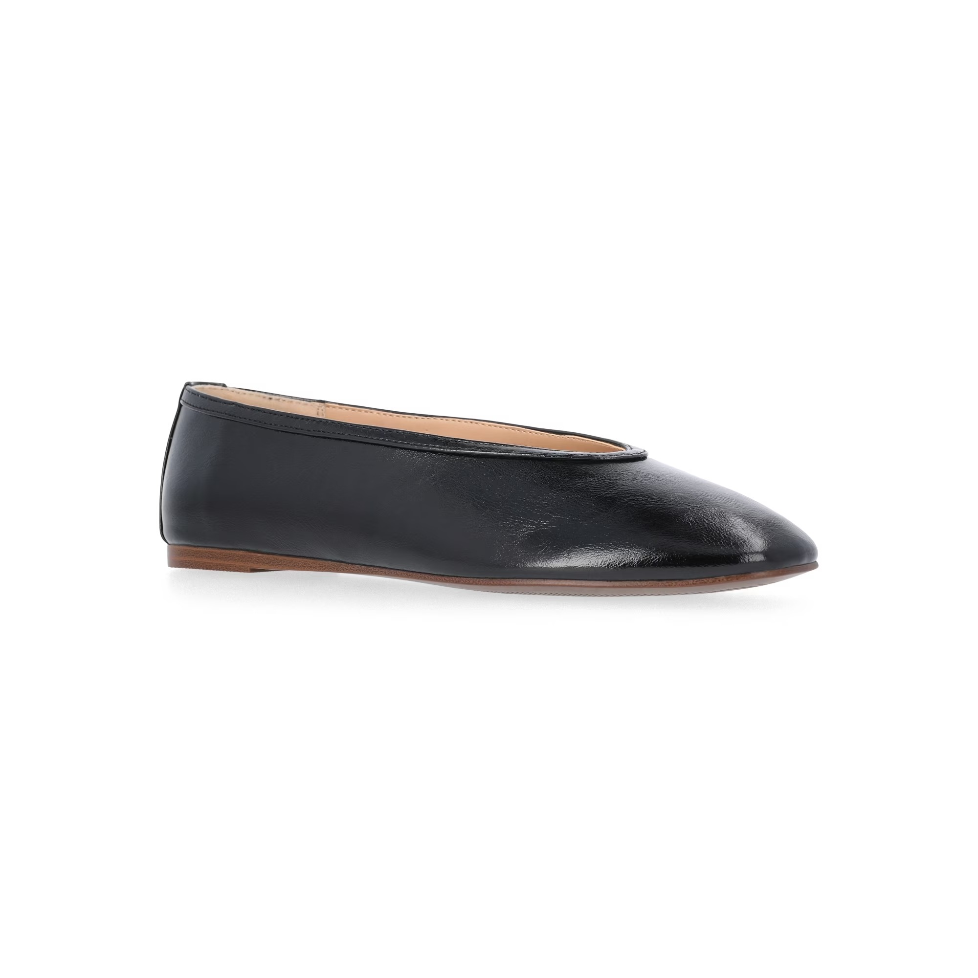 7 Shoes From Walmart You’ll Wear So Much You’ll Basically Consider Them A Member Of Your Family