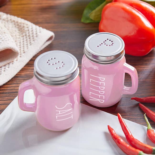 mini pink jar salt and pepper shakers with handles 