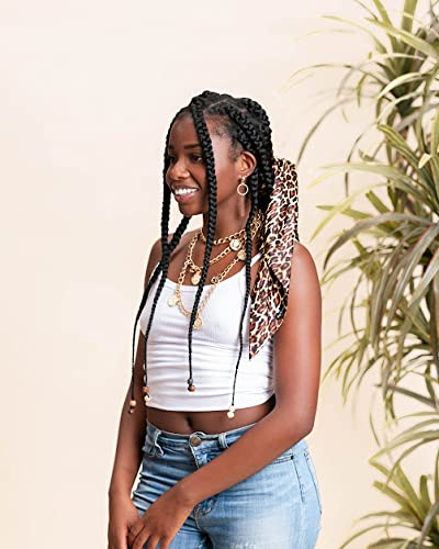 another exemplary  wearing the leopard scarf arsenic  a ponytail hairsbreadth  tie