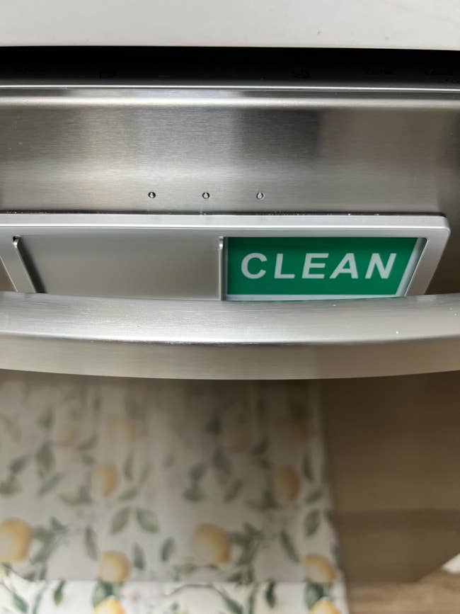Dishwasher beforehand sheet with a greenish