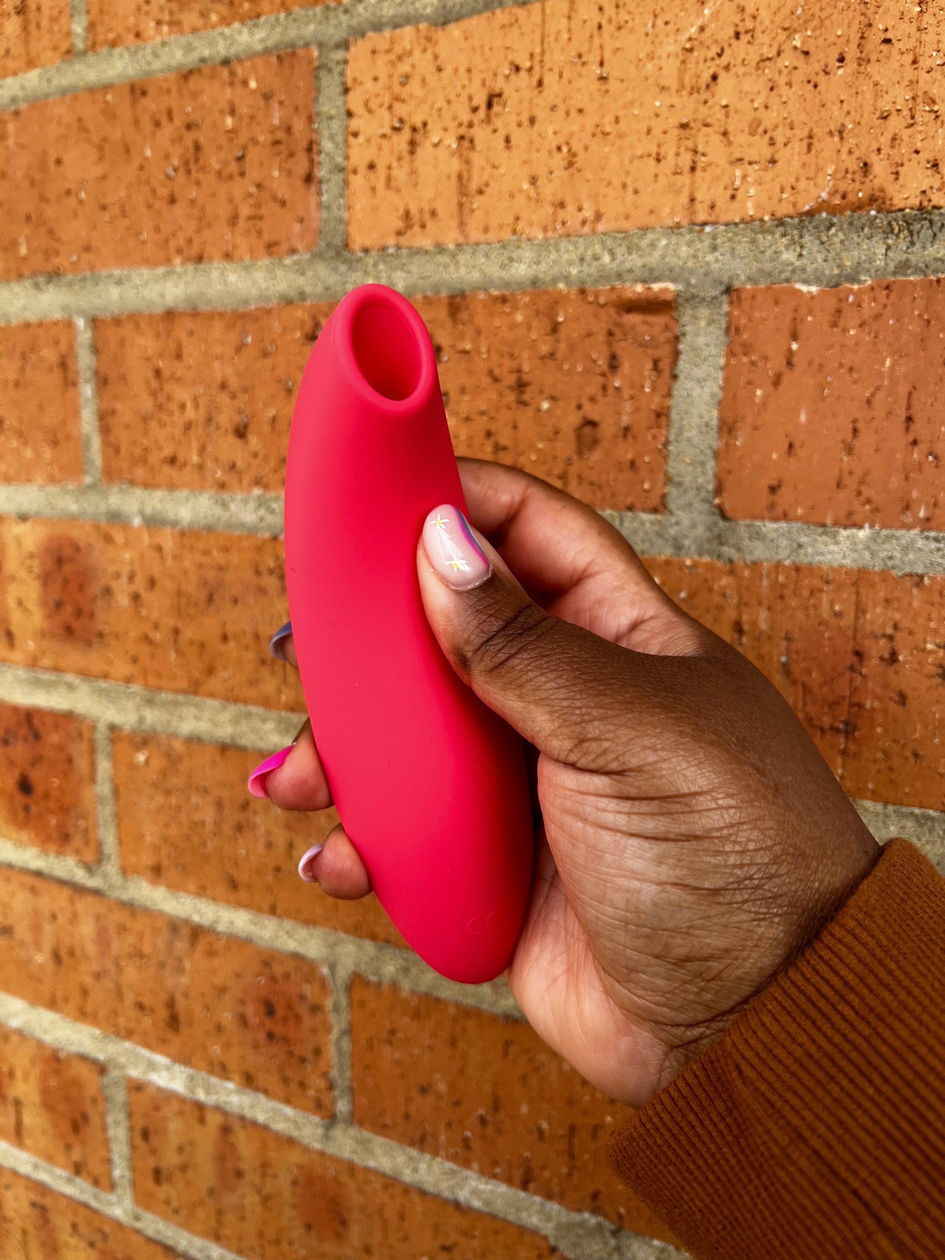 Cloud Massager Onyx Suction Vibrator Review