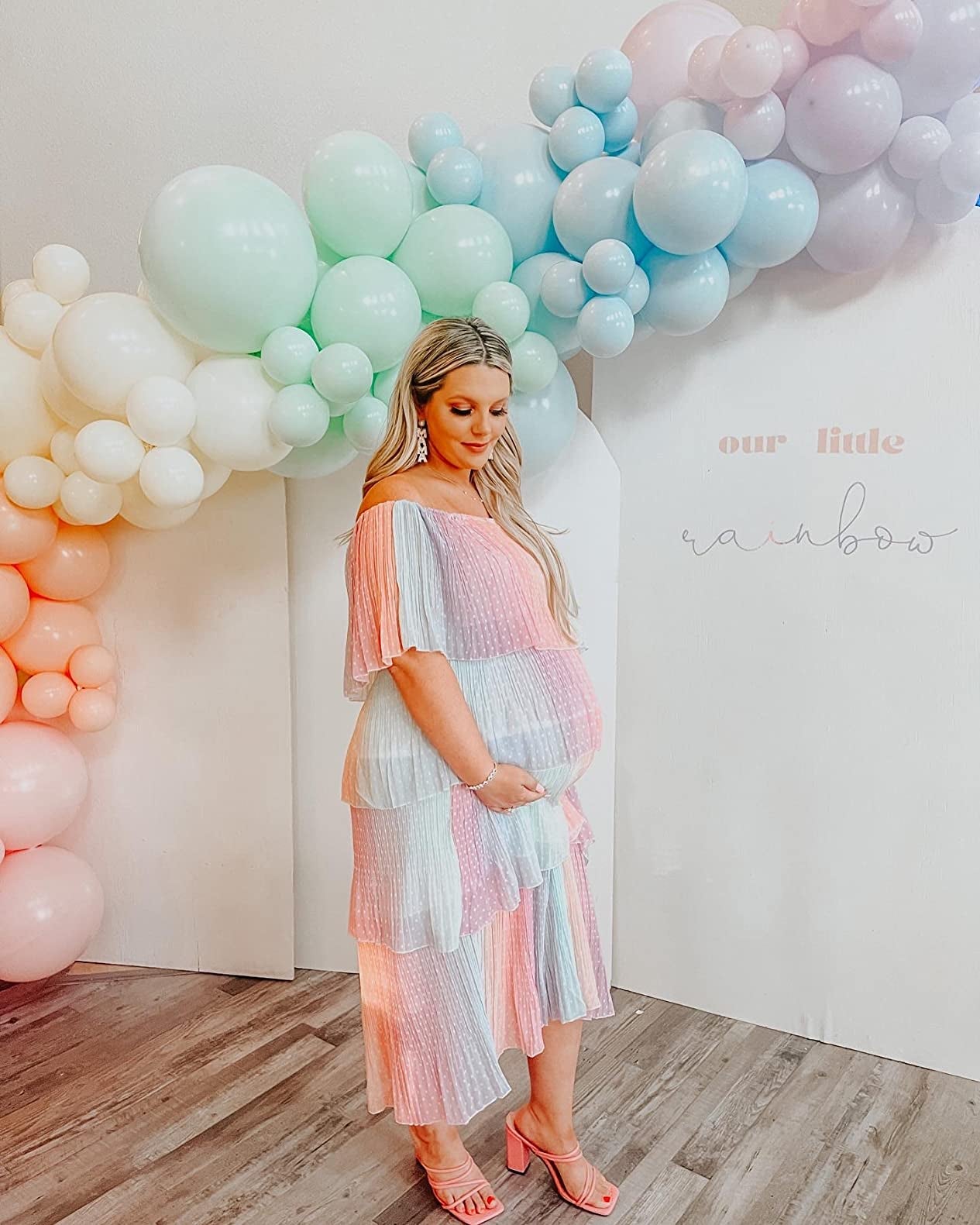 26 Dresses To Wear To Your Baby Shower