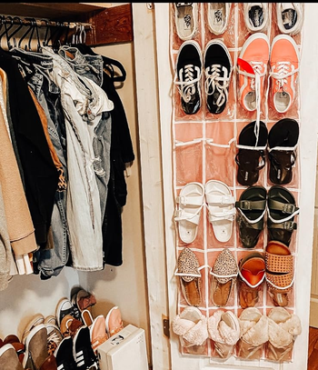 No dresser, No Problem! Hang your organized clothes from the closet!  @emmygoesplaces #closet #travel #travelhack #luggage