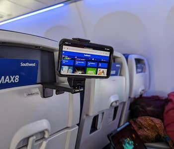 phone mount on plane seat