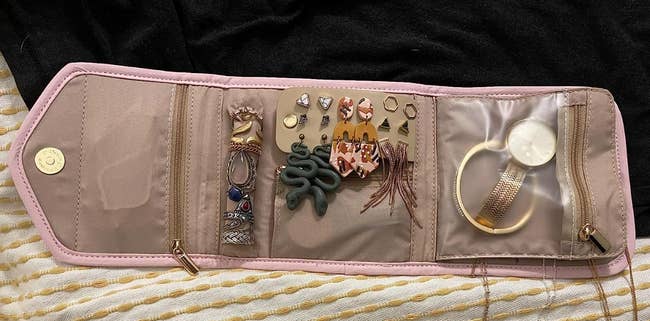 reviewer's jewelry successful  foldable organizer