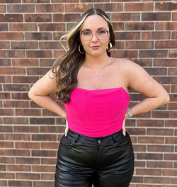 another reviewer in hot pink