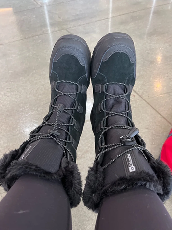 reviewer image of the boots in black
