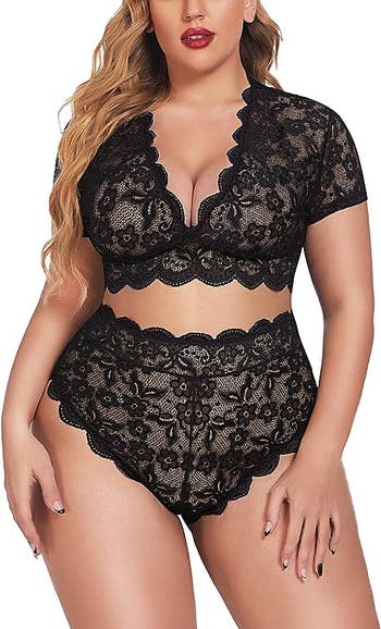 Model wearing achromatic  lace scallop trim harvest  apical  and matching high-waist briefs