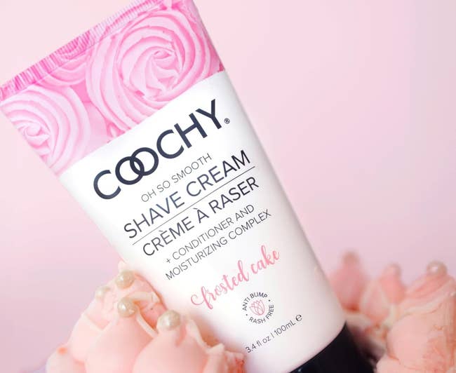 affluent vanilla, whipped buttercream, delicate lilacs, saccharine and buttery