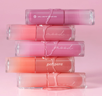 five different lip glowy tints