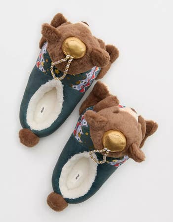 top view of the slippers showing fuzzy insides and Aerie logo