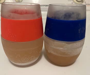 Reviewer image of red and blue cups