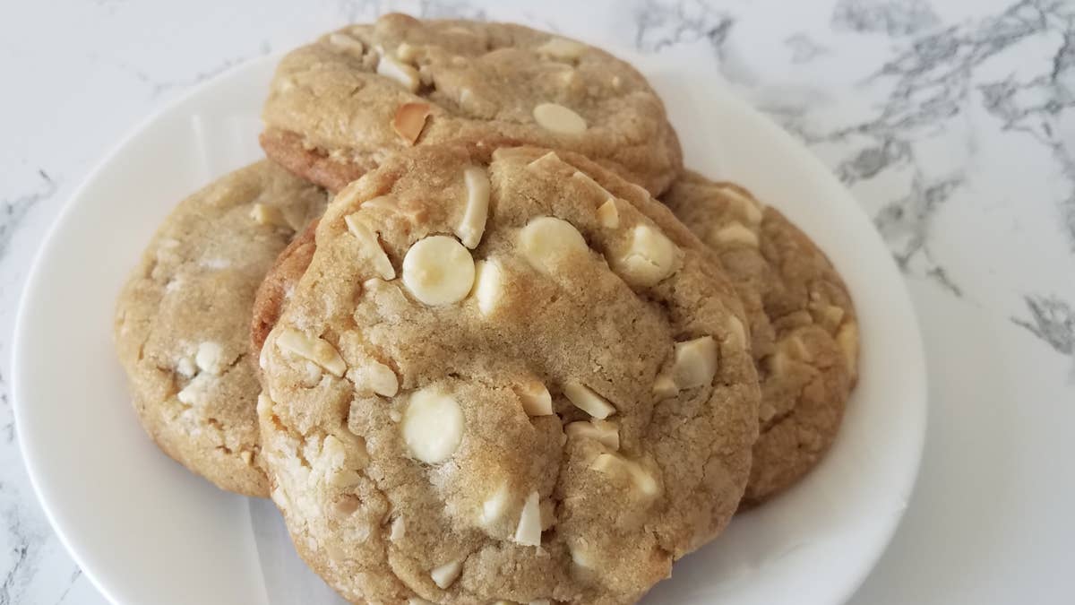 White Chocolate Almond Cookies